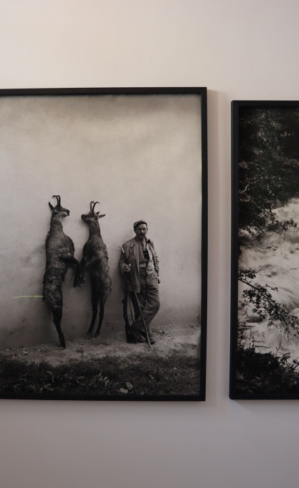 Johann Feuerstein, Fotograf aus dem Engadin, dreiteiliges Werk im Grace La Margna.